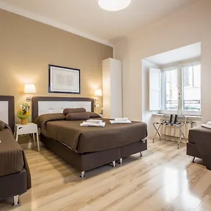 *** Oda ve Kahvaltı 900 Liberty İtalya